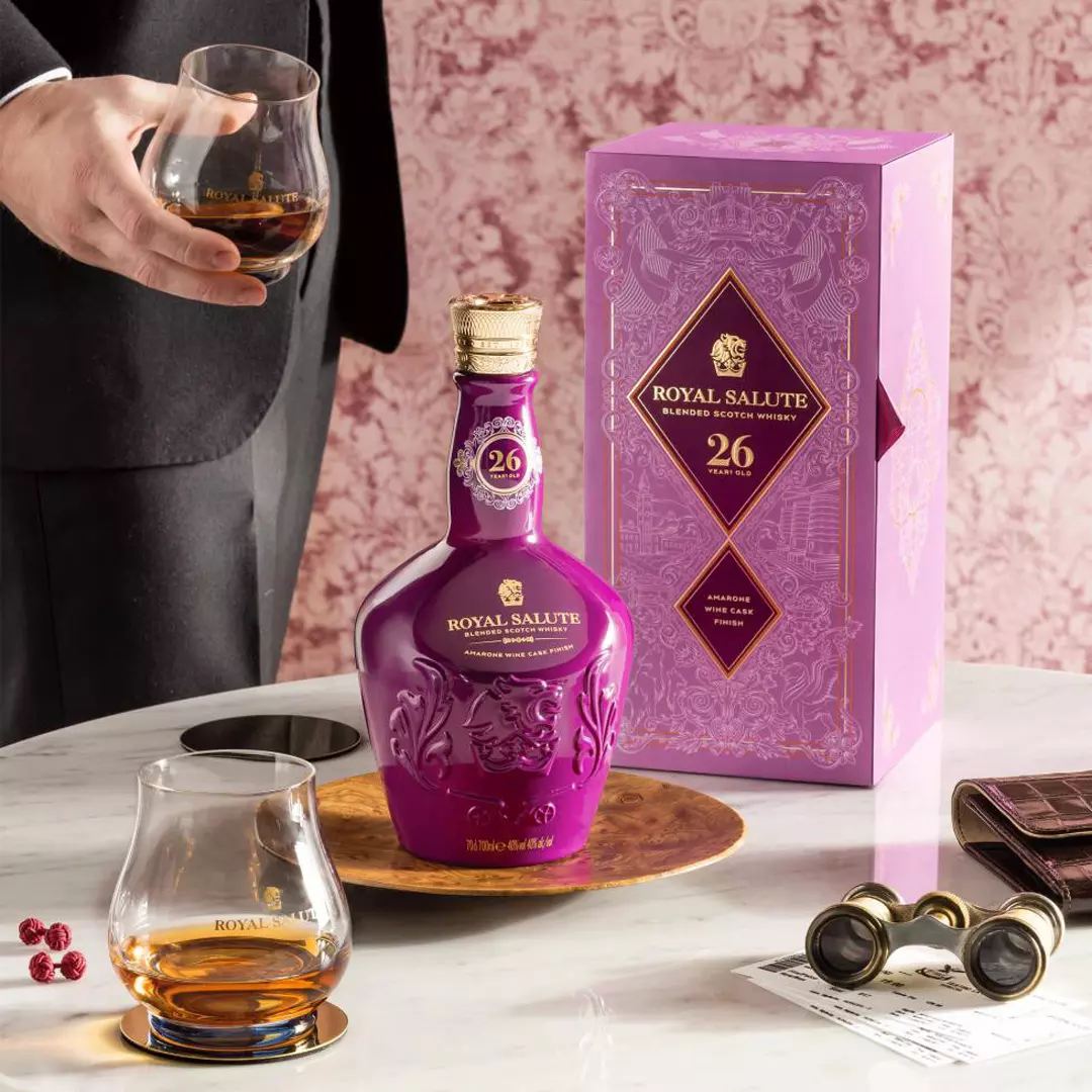 皇家禮炮 26年 王者品桶系列第二代 阿瑪羅尼紅酒桶限定版